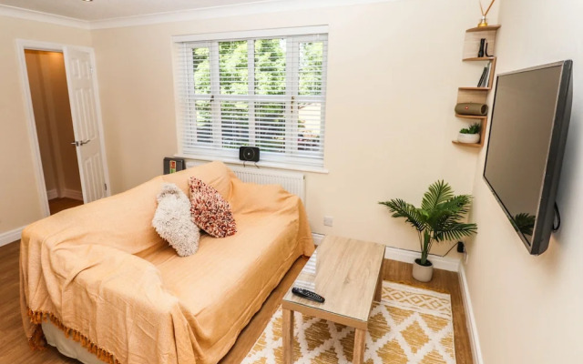 3 Rothbury Place