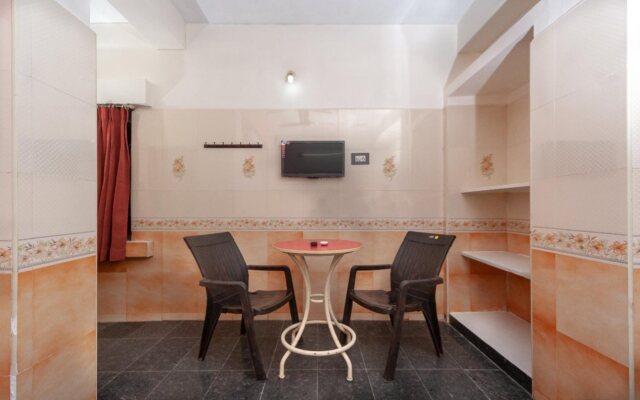 OYO 16692 Atchaya Rooms