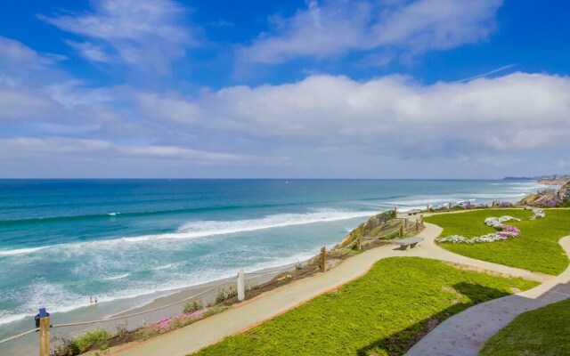 Family Friendly Nautical-themed Condo With Oceanfront Patio Ss121 by Redawning