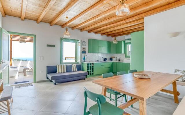 Magic 5 bdrm Villa With Swimming pool in Paros