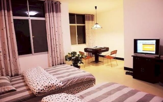 Zhangjiajie Base Youth Hostel