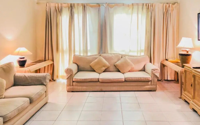 OYO 103 Home Classy 1BHK Apartment