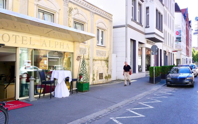 Hotel Alpha