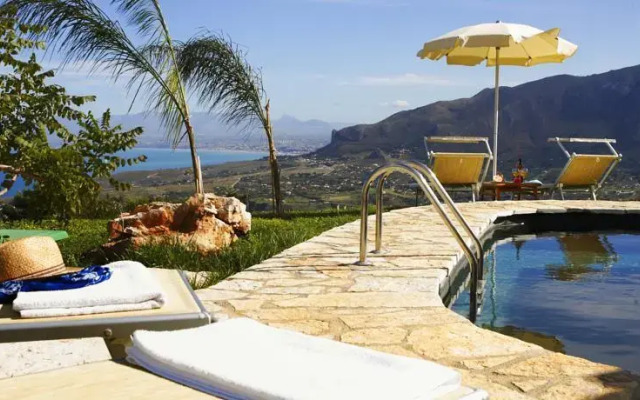 Villa Orca