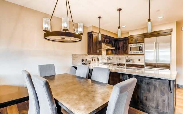 One Bedroom Luxury Condo on Main Street in Downtown Breckenridge