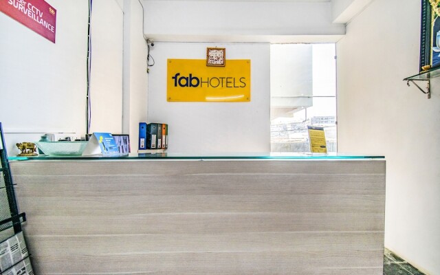 FabHotel Limestone Gachibowli