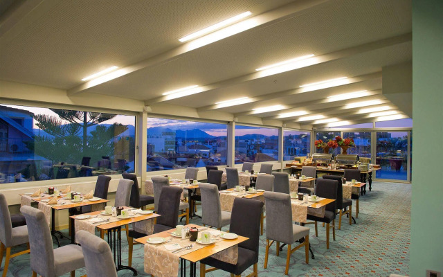 Dioni Boutique Hotel