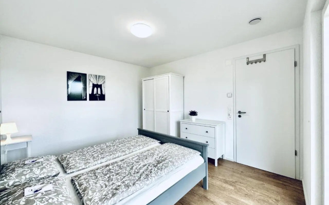 ZIMMERzuVERMIETEN in Deitingen Tiny House