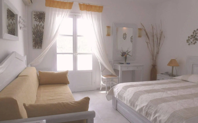 Vardia Bay Studios