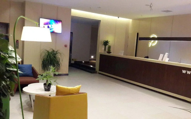 7Days Inn Chongqing Wulong City Square