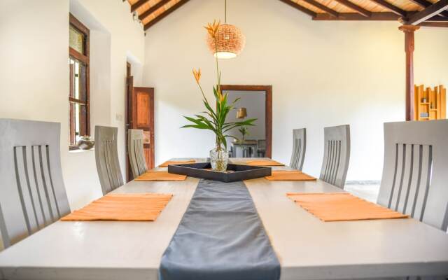 Antique Ceylon Villa