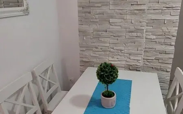 Lovely 1-bed Apartment in Perea