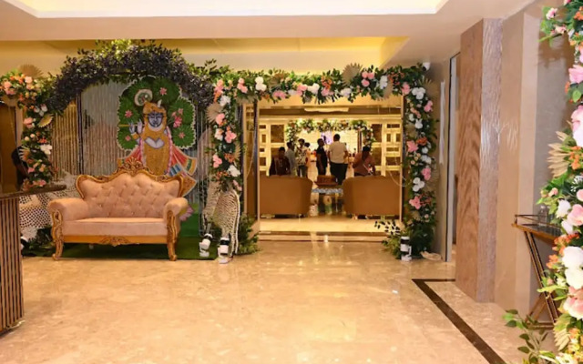 Balaji Palace Kashi