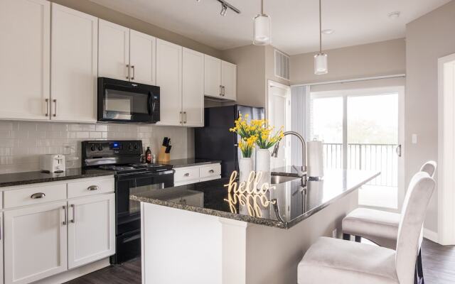 Urban Apartments with Parking Pool Balcony