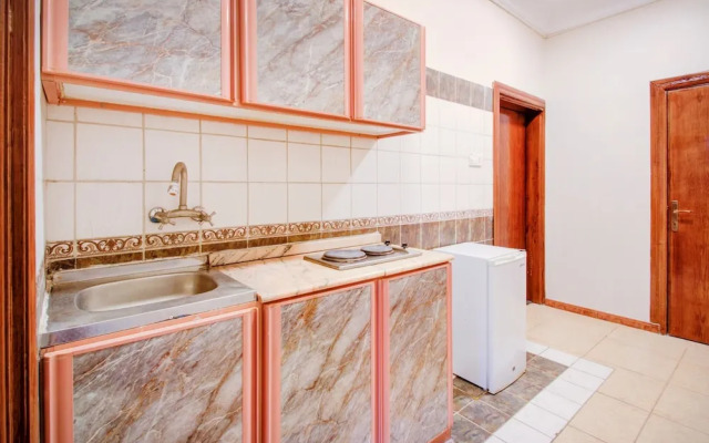 OYO 595 Aali For Residential Units