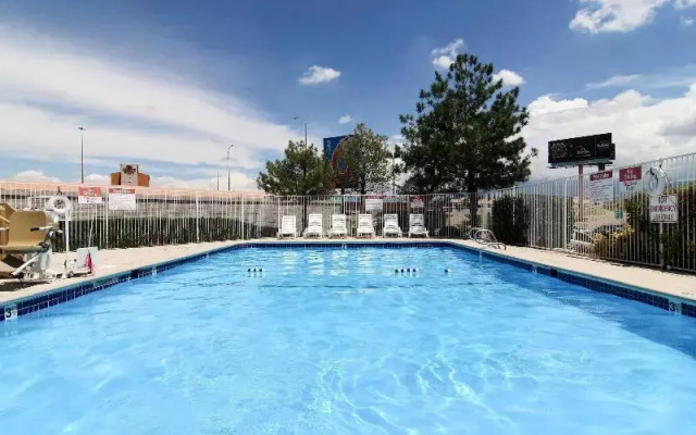 Motel 6 Albuquerque, Nm - Midtown