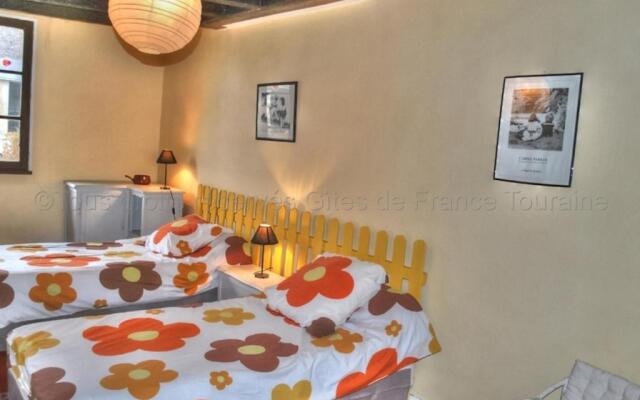 Gîte Saint-Épain, 5 pièces, 8 personnes - FR-1-381-212