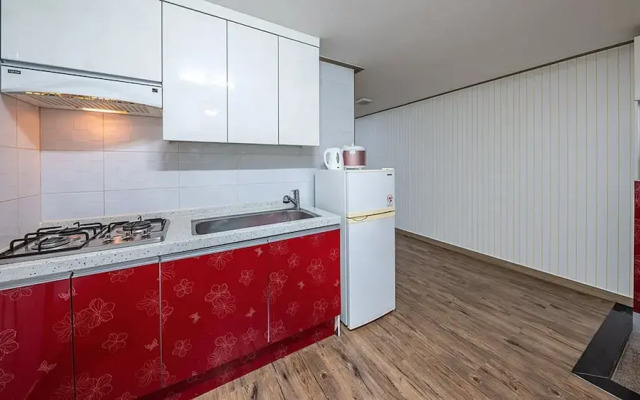 Lake and Pine Spa Pension