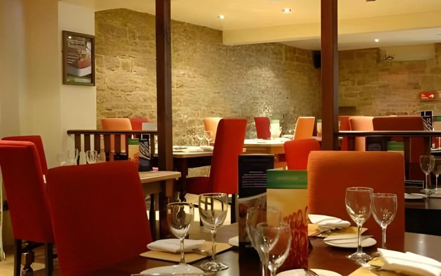 Red Lion Hotel Adderbury by Greene King Inns