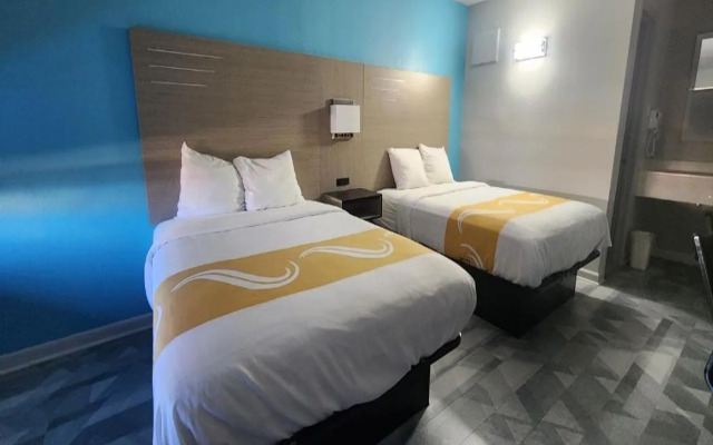 Pleasanton Executive Inn By OYO