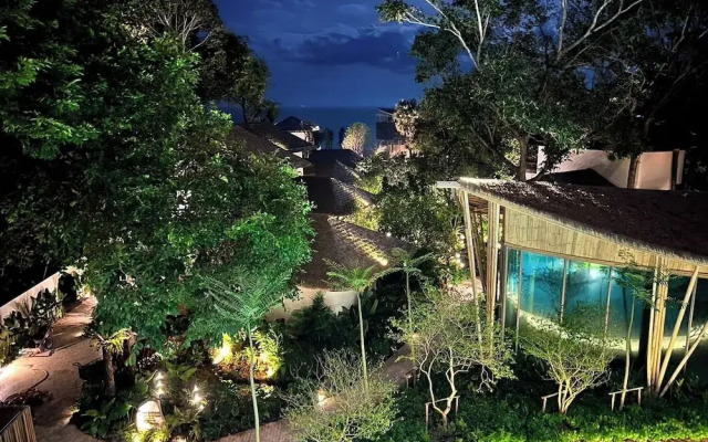 Luxtalay Khanom Hotel