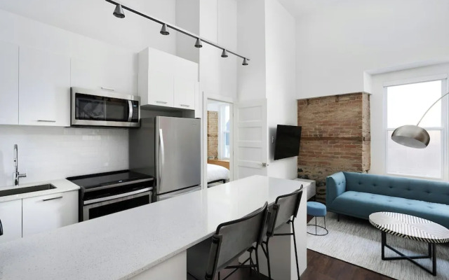 Sonder by Marriott Bonvoy Gare Saint Denis Apartments Downtown