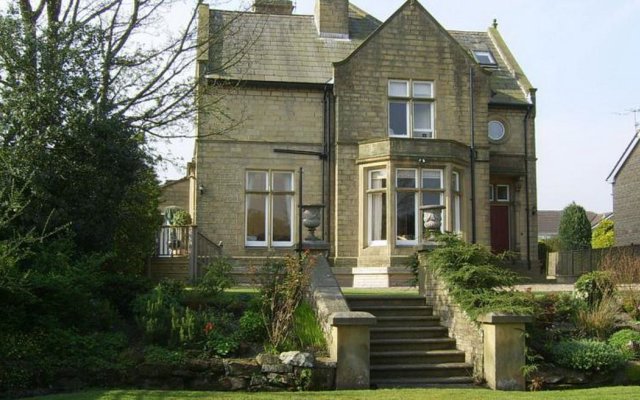 The Manor Cullingworth - Guest house