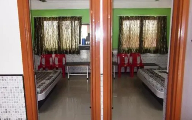 Hotel Raj