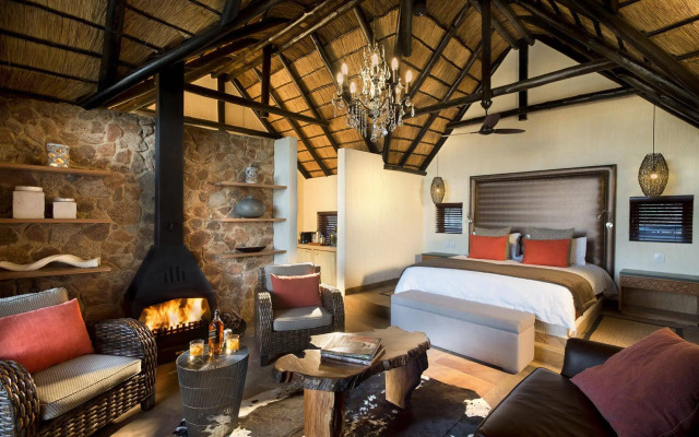 Tshukudu Bush Lodge