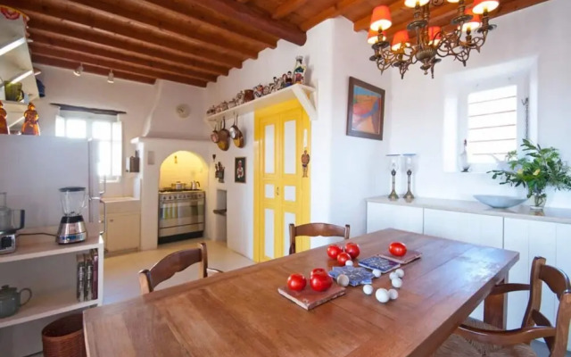 Villa Halara