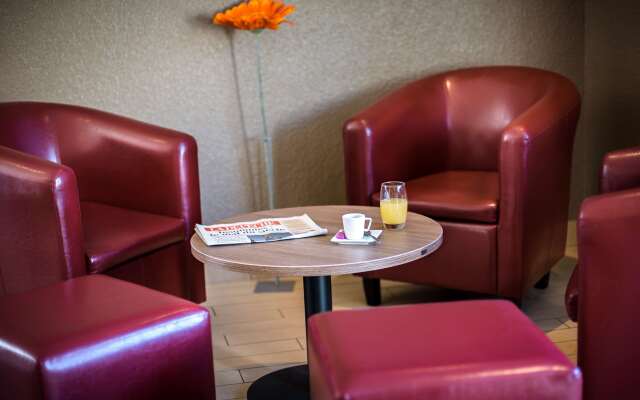 Hôtel Campanile Toulouse Nord - Sesquières