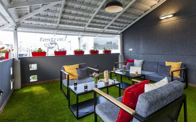 OYO Townhouse 006 Koramangala Sony Signal