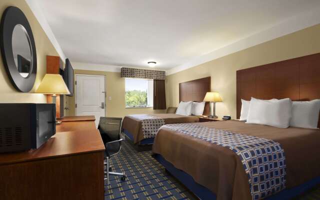 Days Inn by Wyndham Fultondale