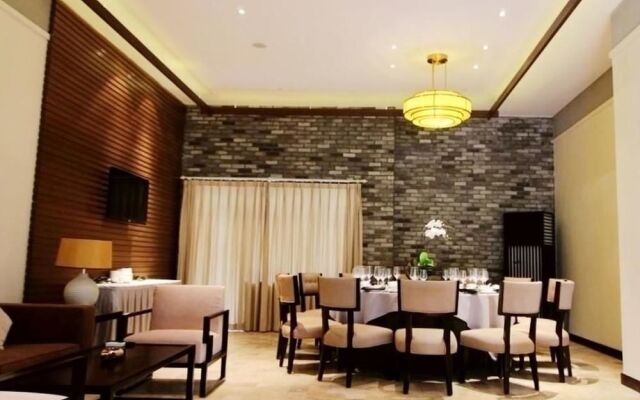 Jianian CEO Holiday Hotel