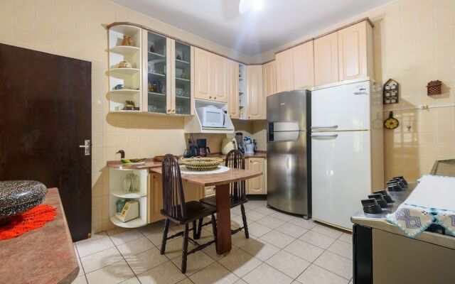 Excelente casa Maresias à 100m da praia