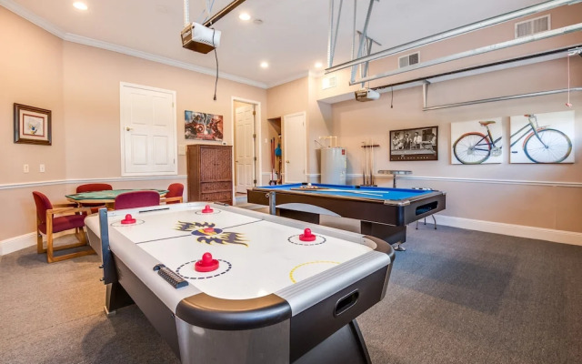 5bed 5Ba Reunion Villa w. Pool