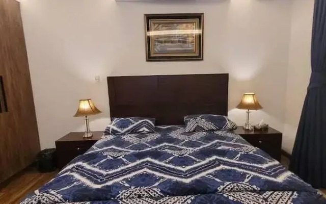 Goldcrest Luxury Apartments