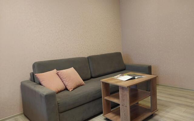 Апартаменты на Братьев Кашириных