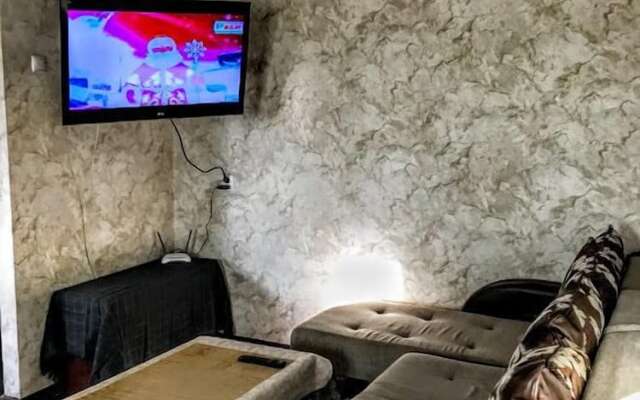 Апартаменты в центре с прекрасным видом на ул. Пологой, 40