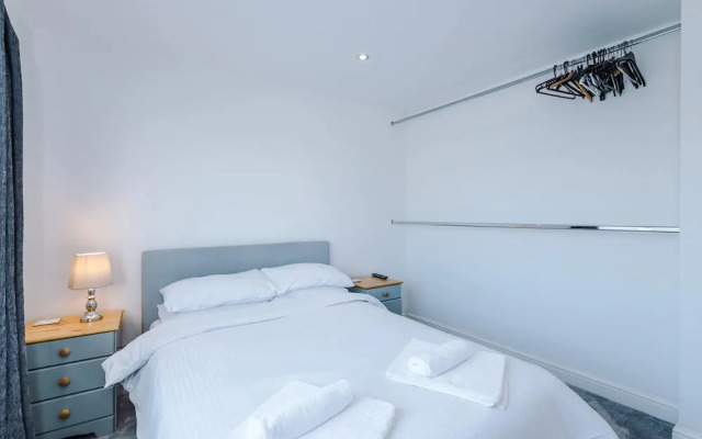 Modern 1BR Apartment in Whitefield