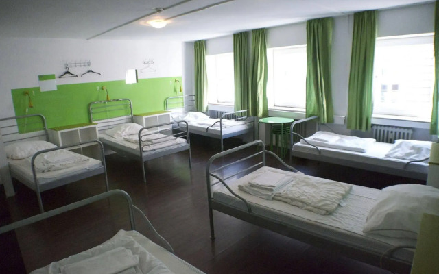 Station Hostel For Backpackers