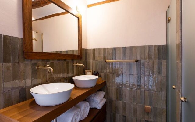 Casa Gran 1771 - MontRubí Winery Hotel - Adults Only