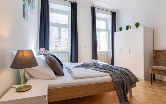 Yeshello Elegant Apartment near Central Vienna
