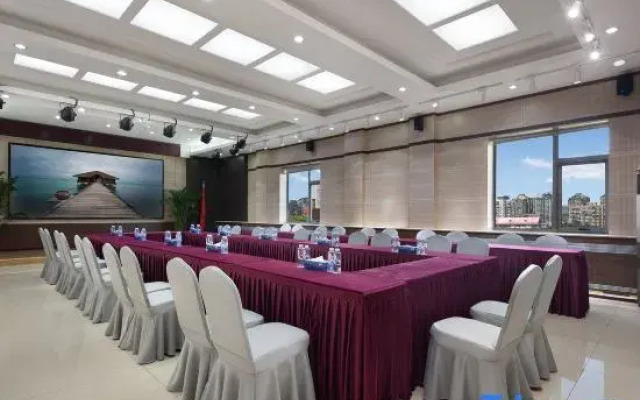 Mehood Theater Hotel