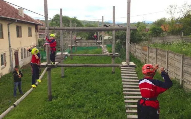 Ferma Scoala Cornatel