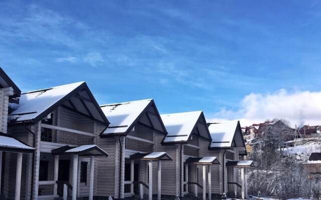 Whiteberry Hotel