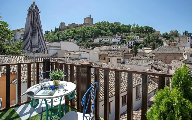 Luxury House in Granada Center. Reyes II