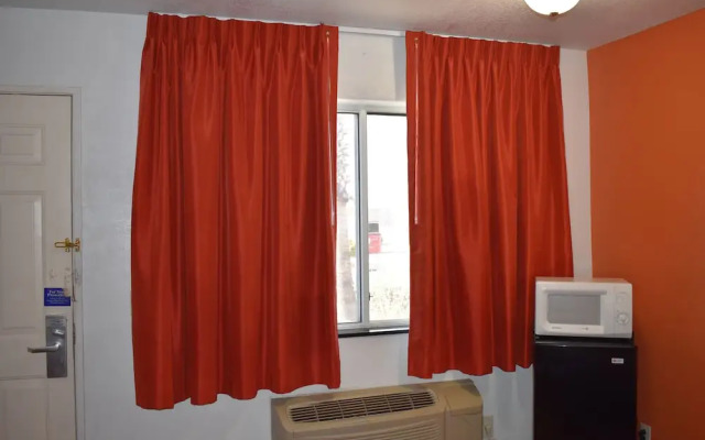 Superstition Inn and Suites