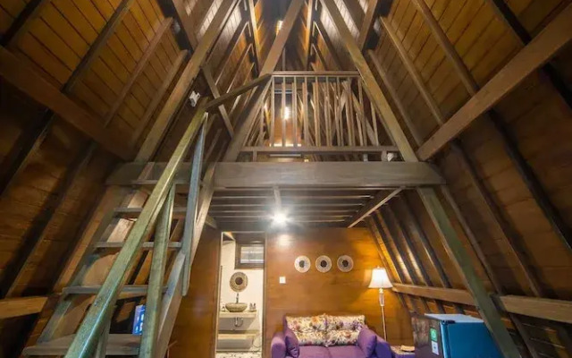 Rumah Kayu Tatiya Villa