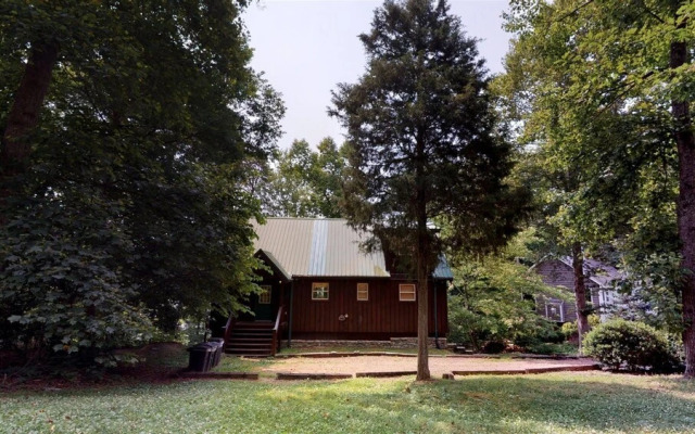 Ma Cook Lodge - Sharps Chapel